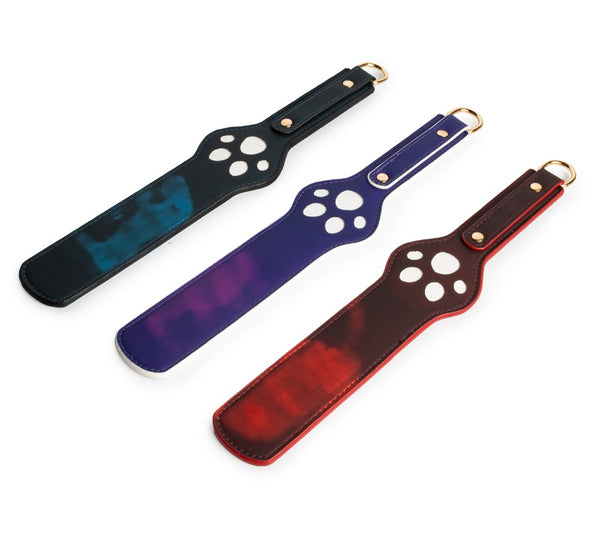 Temperature-changing racket, temperature-sensitive color-changing hand-slapping punishment and training props