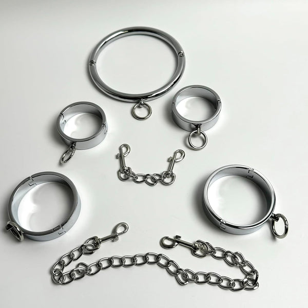 Stainless steel wrist ankle cuffs chrome plated, silver metal bracelet wrist anklet pair of restraints bondage game